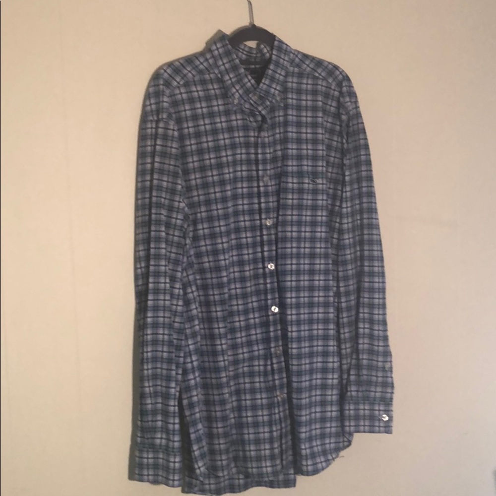 vineyard vines slim fit tucker shirt Men’s XL